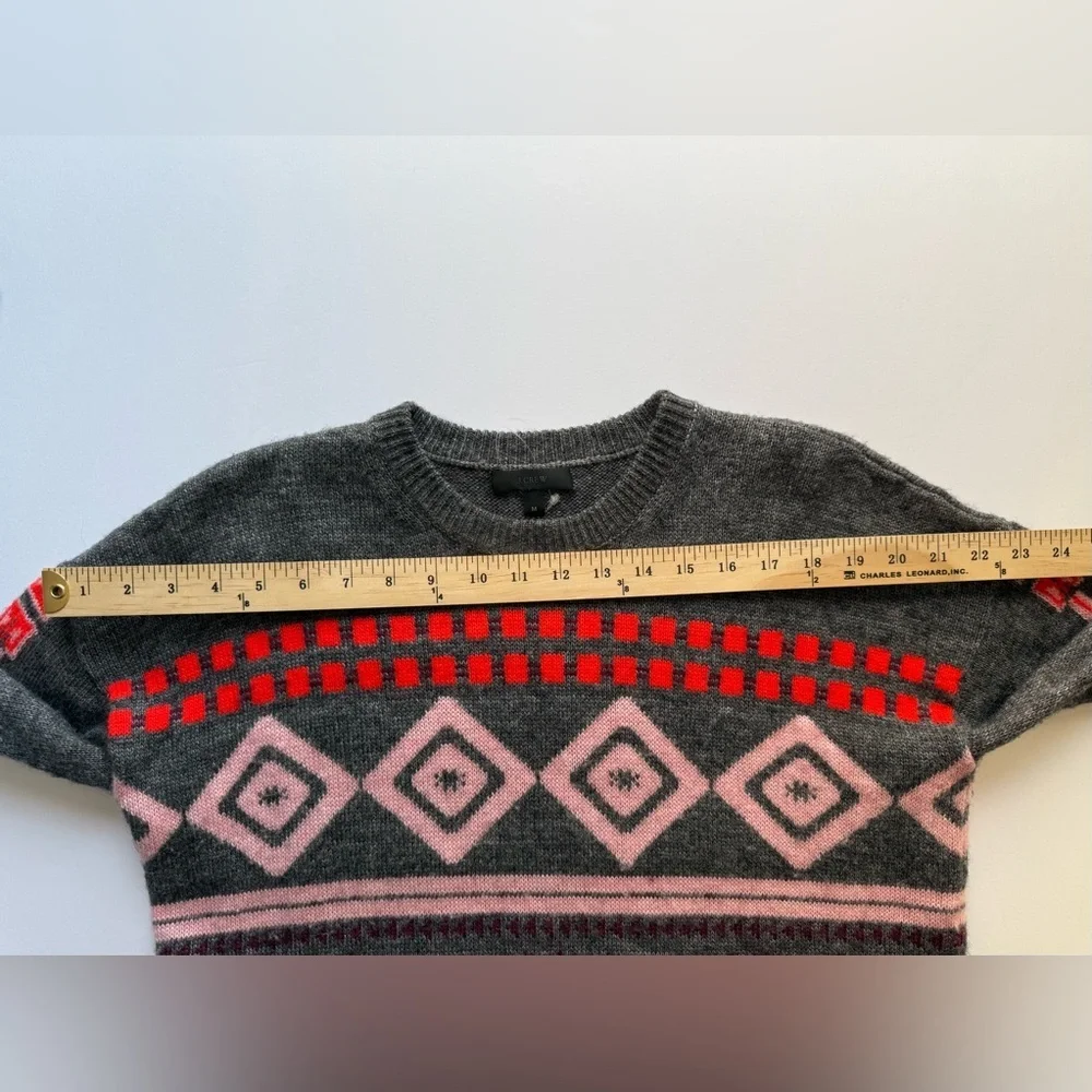 J. CREW Gray and Red Patterned Women's Sweater 🌺 40% WOOL ✅
